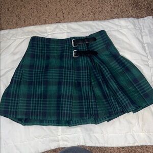 Chic Green & Black Plaid RSQ Mini Skirt for a Trendy Look